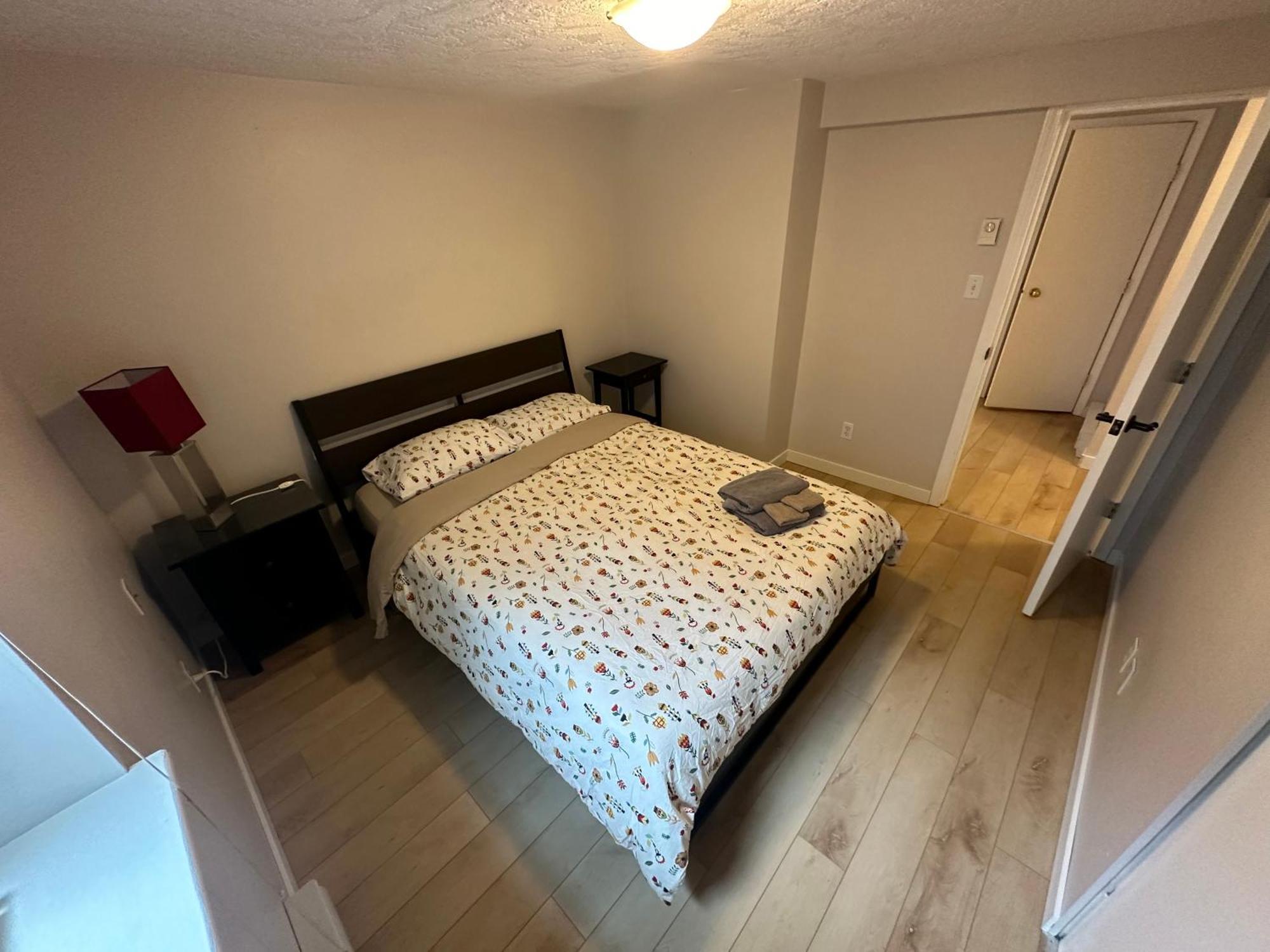 Artistic Apartment Near Downtown Victoria Ngoại thất bức ảnh