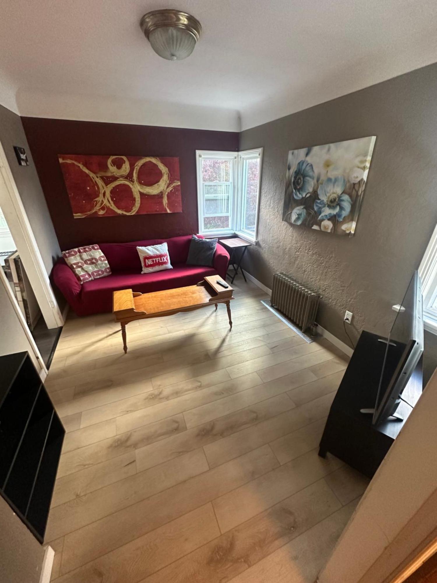Artistic Apartment Near Downtown Victoria Ngoại thất bức ảnh